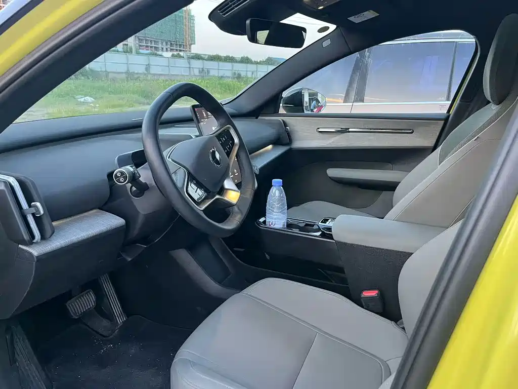 Volvo EX30 — миниатюра 3