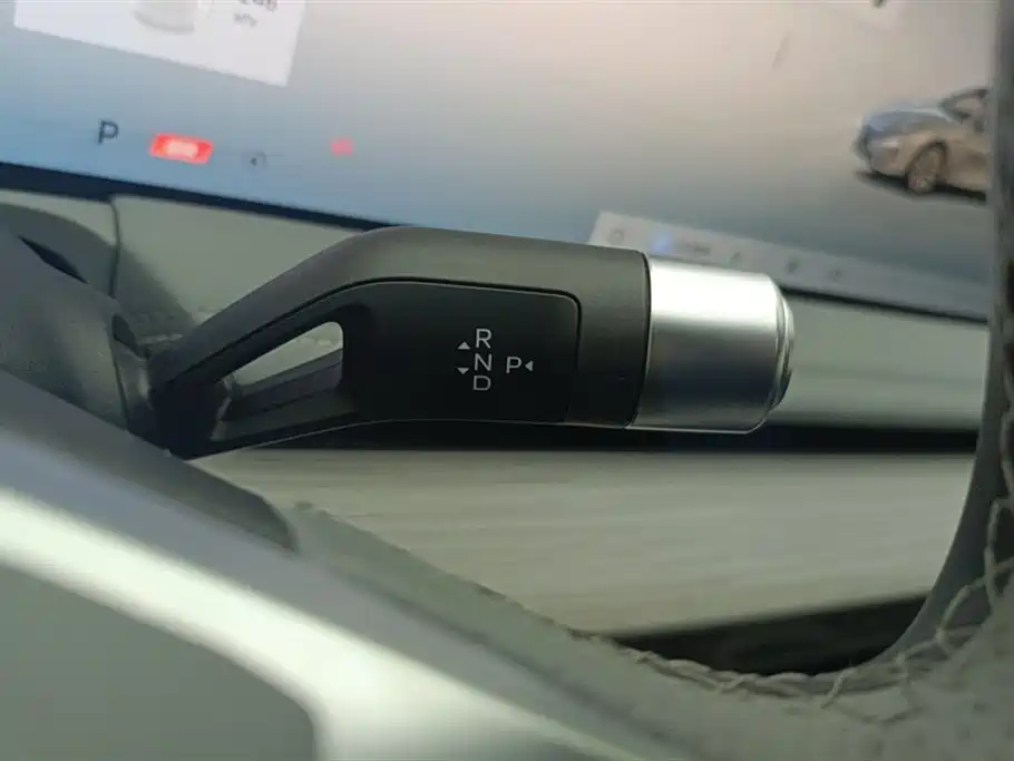 GEELY GALAXY GALAXY E8