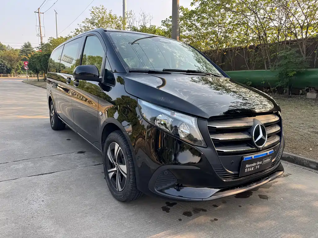 Mercedes-Benz Vito 2023 — фото 7