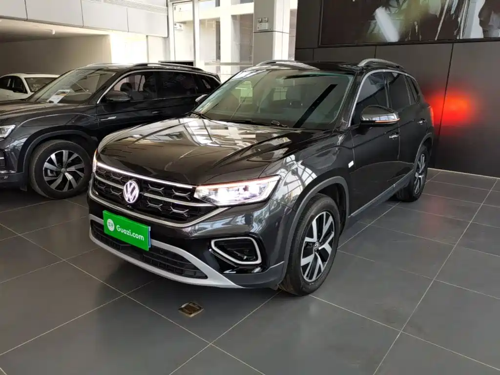Volkswagen Tayron 2025 Enjoy 300TSI