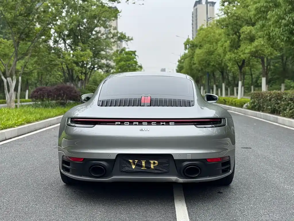 Porsche 911 2023 Carrera 3.0T