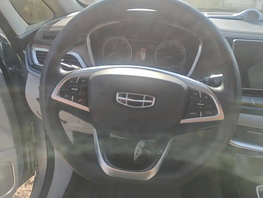 Geely Jia Ji — миниатюра 15