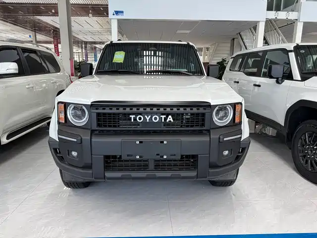 TOYOTA PRADO 2024