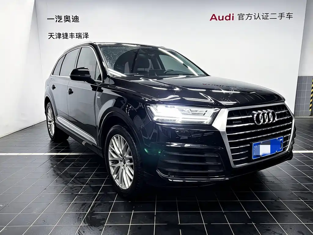 Audi Q7 — миниатюра 3