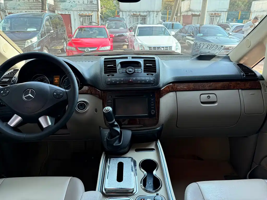 Mercedes-Benz Viano — миниатюра 10
