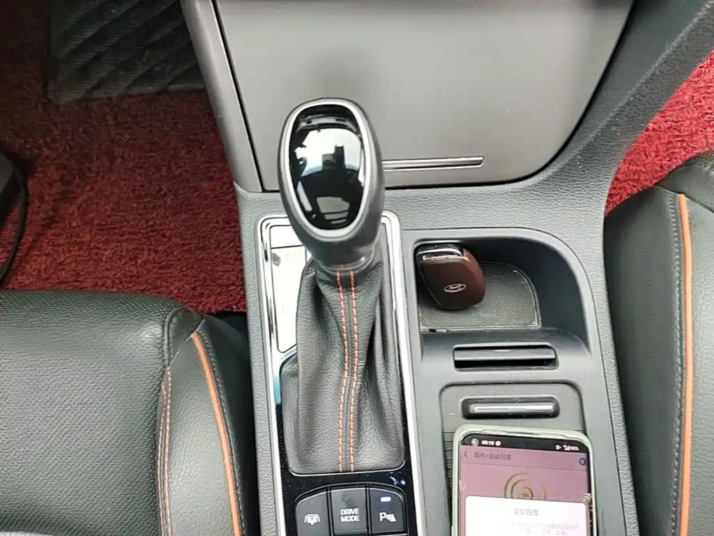 Hyundai Sonata — миниатюра 14