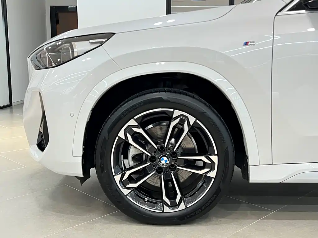 BMW X1 — миниатюра 5