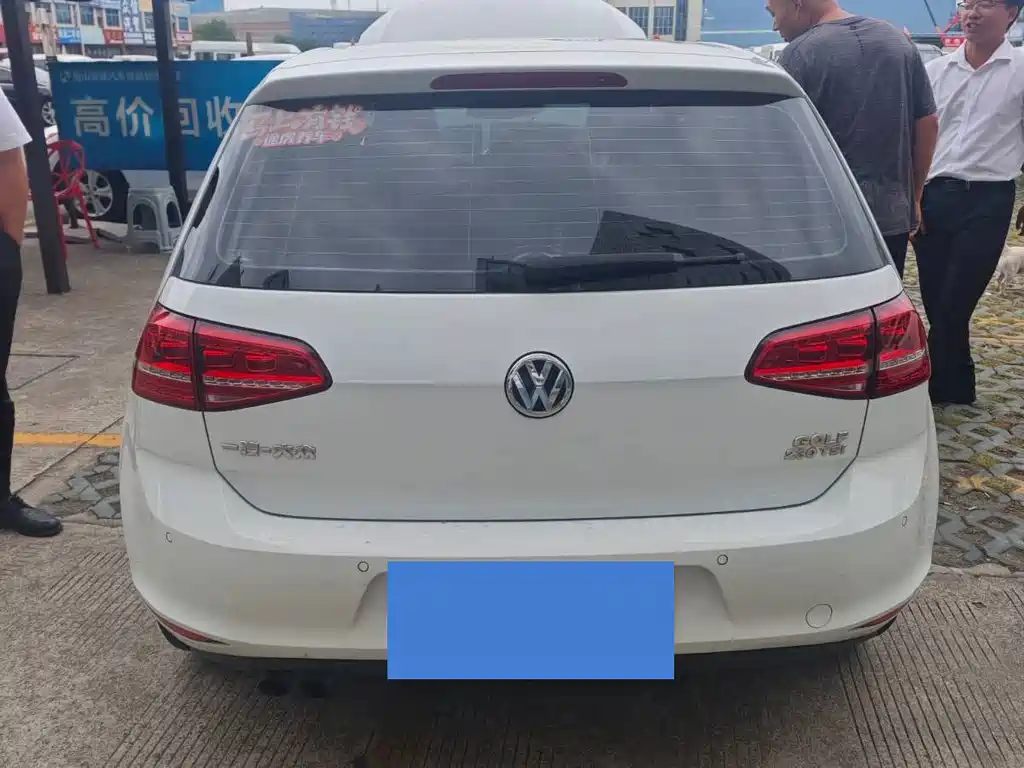 Volkswagen Golf — миниатюра 6