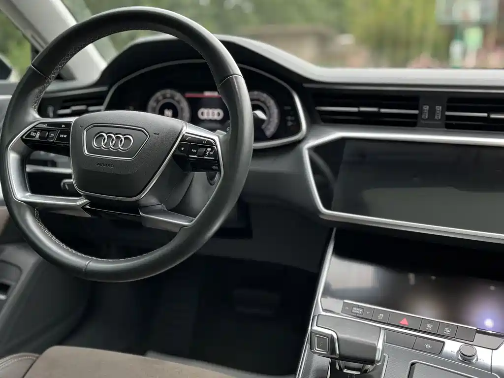 Audi A7L 2024 — фото 11