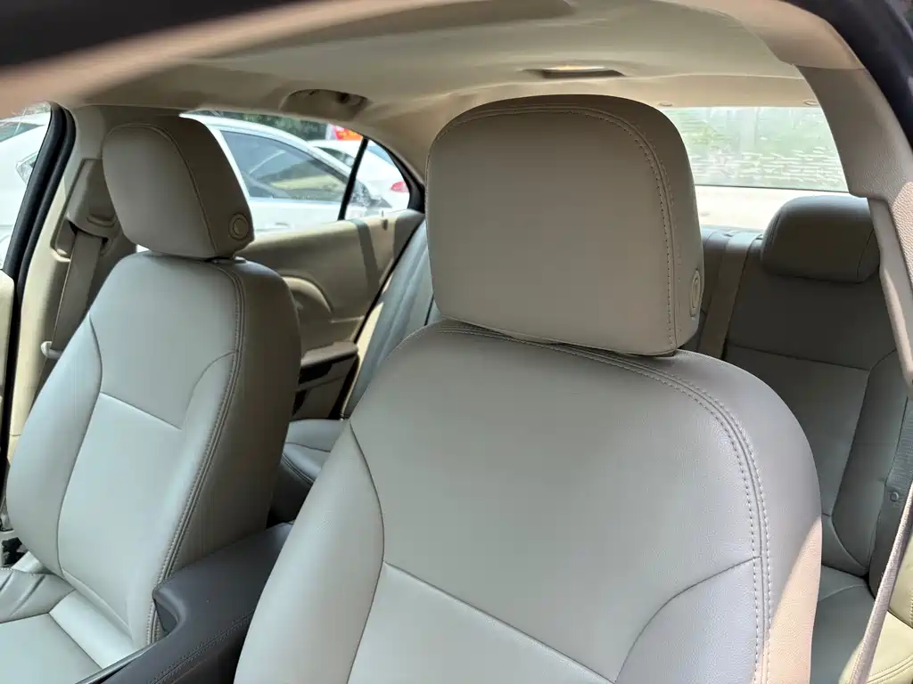 Chevrolet Malibu — миниатюра 14