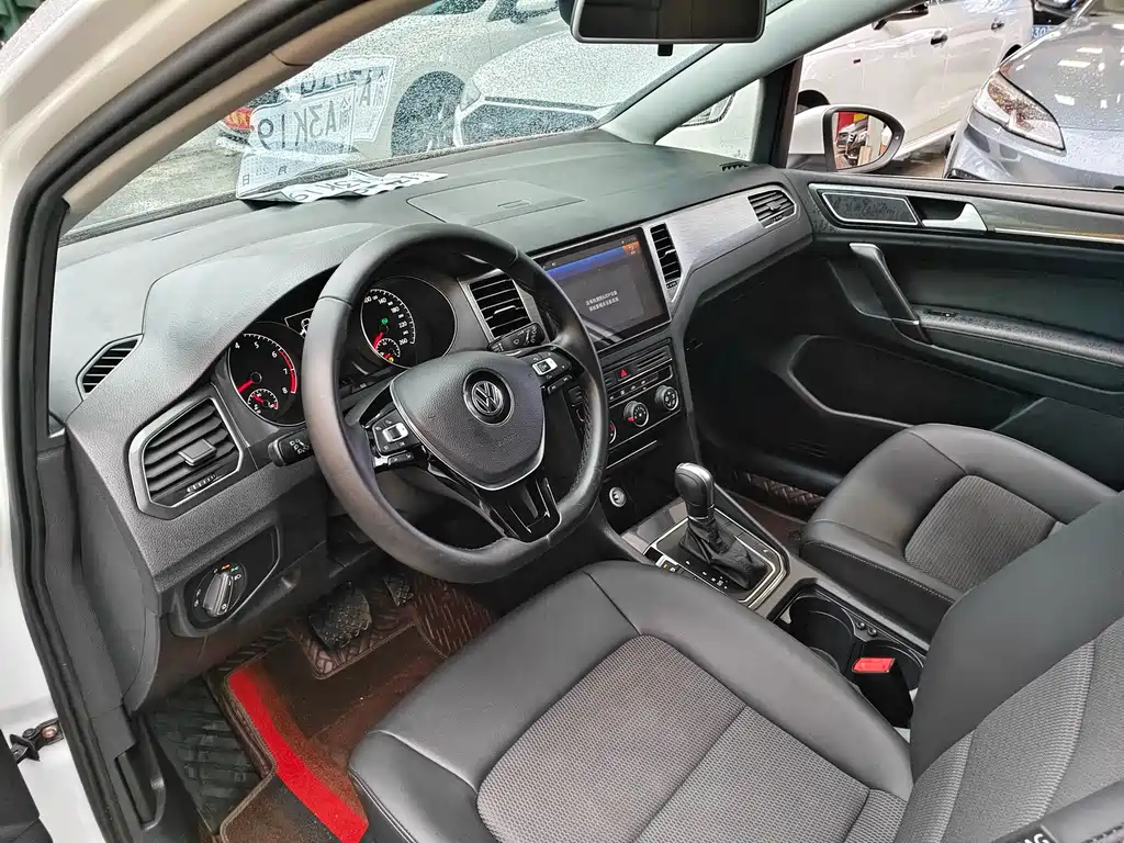 Volkswagen Golf Sportsvan — миниатюра 4