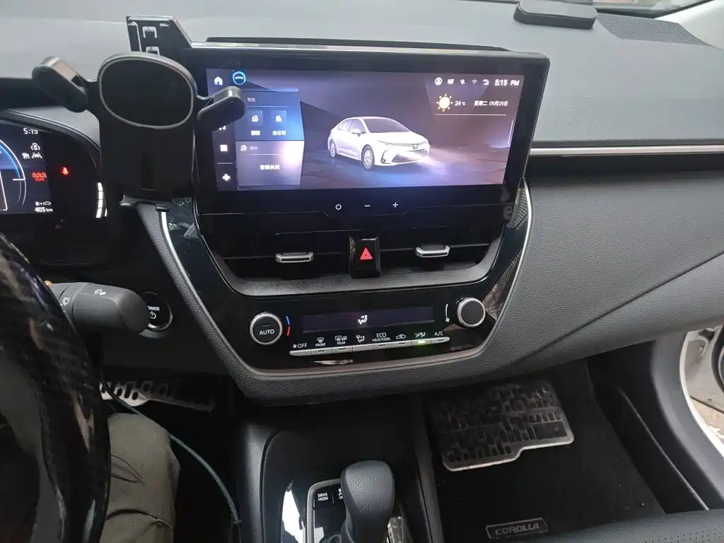 Toyota Corolla — миниатюра 14