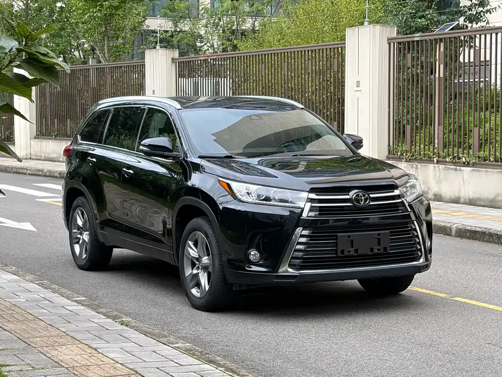 Toyota Highlander — миниатюра 4