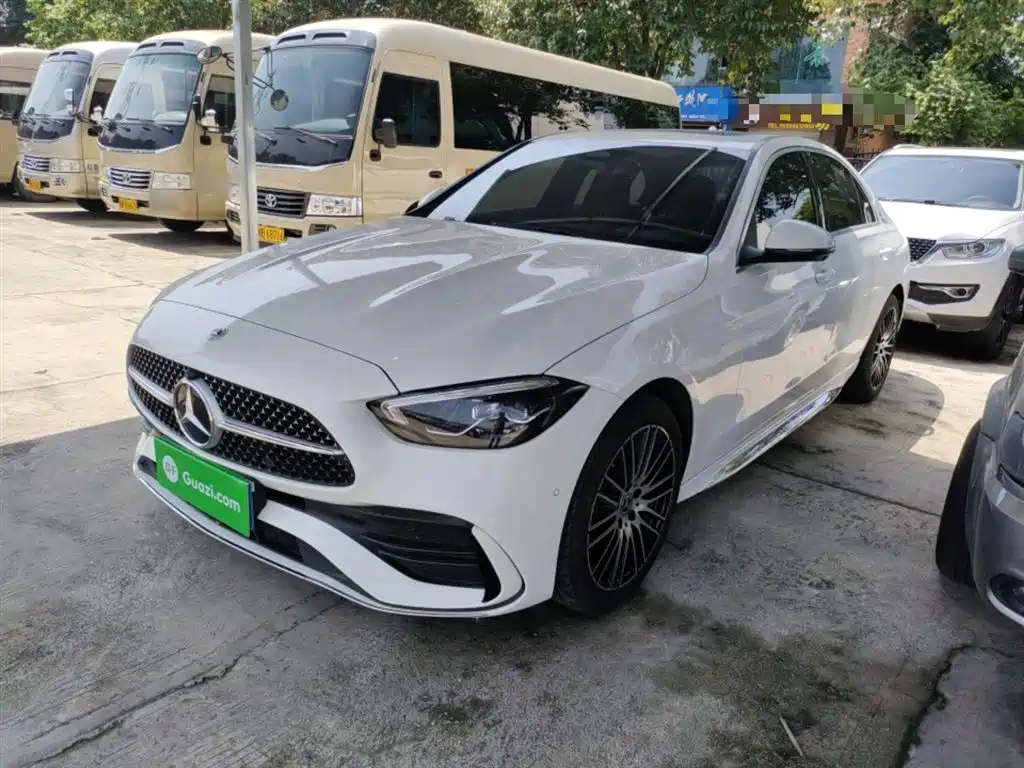 Mercedes-Benz C-Class 2025