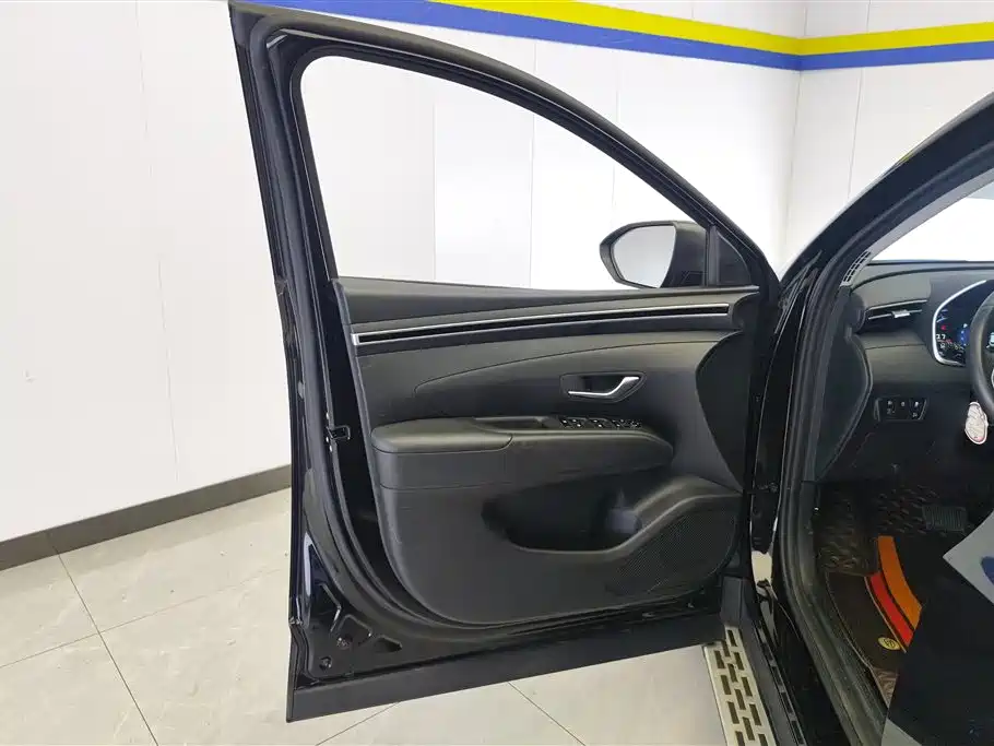 Hyundai Tucson 2023 L 1.5T AT DLX Luxury