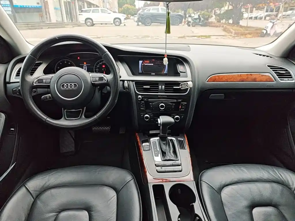 Audi A4L — миниатюра 10