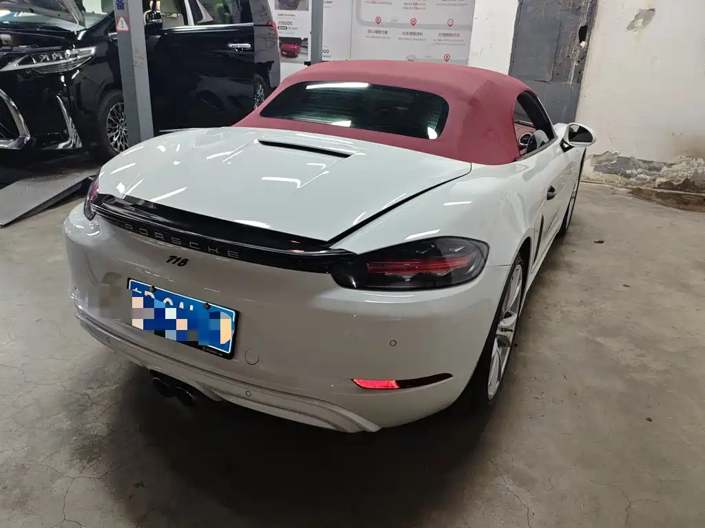 Porsche 718 2018 Boxster 2.0T