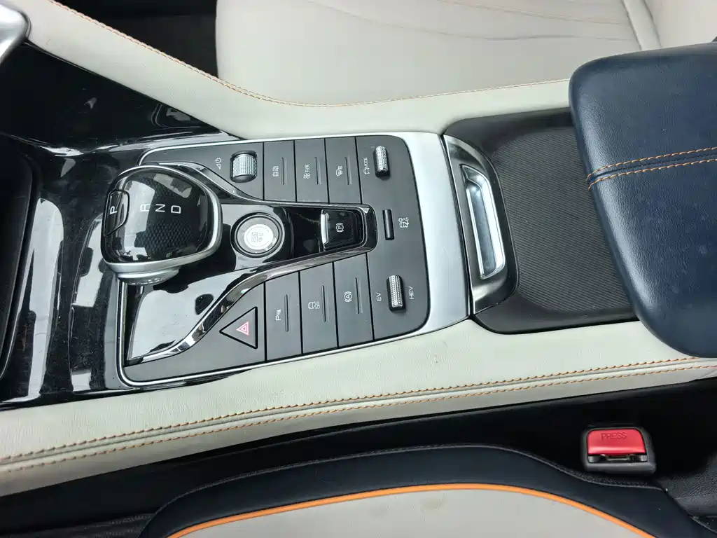 BYD PLUS New Energy — миниатюра 15