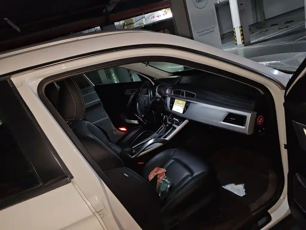 Geely Boyue — миниатюра 18