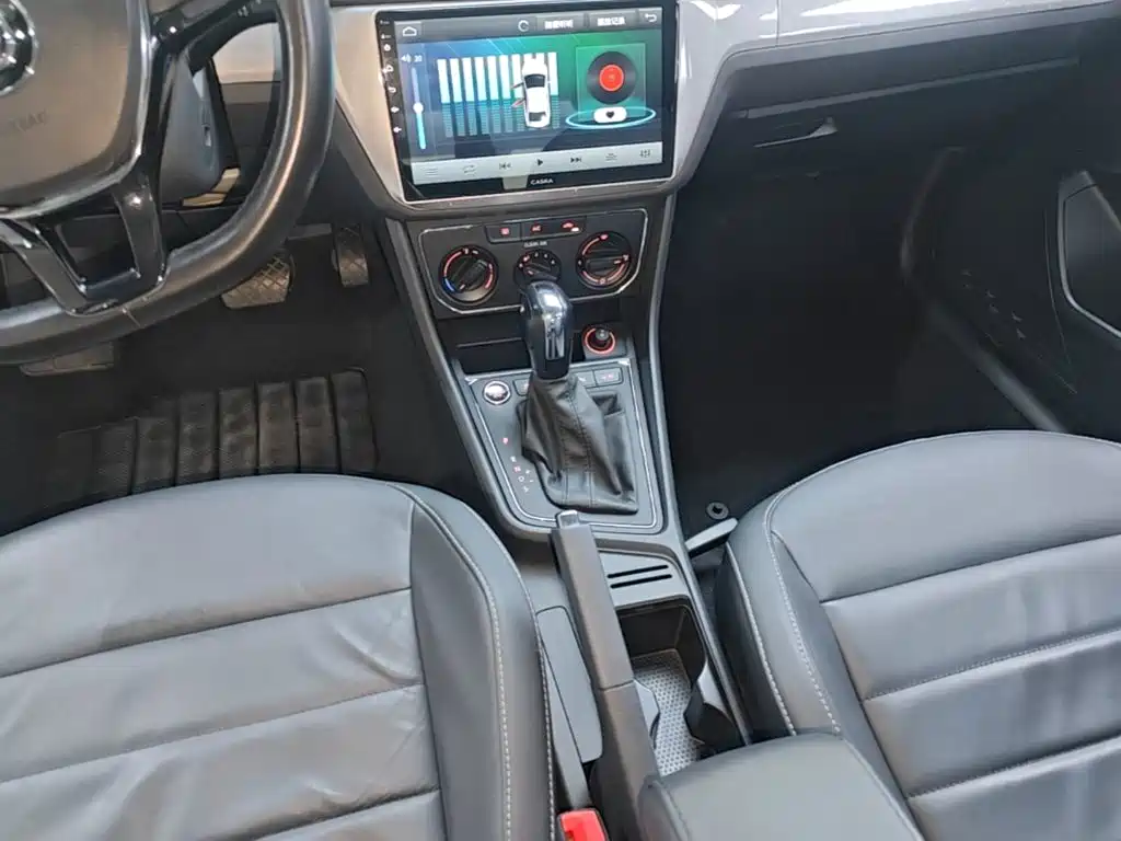Volkswagen Lavida — миниатюра 14