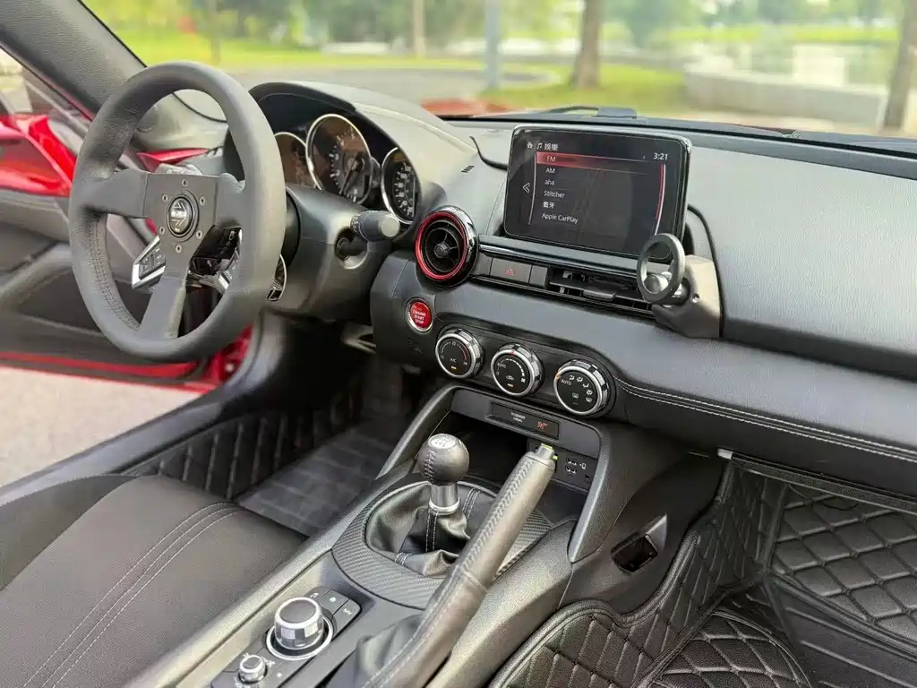 Mazda MX-5 — миниатюра 7