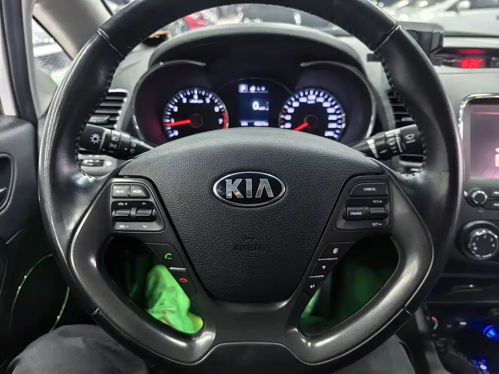 Kia K3 — миниатюра 10