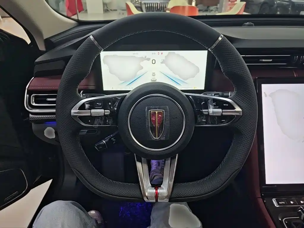 Hongqi Hongqi H5 — миниатюра 11