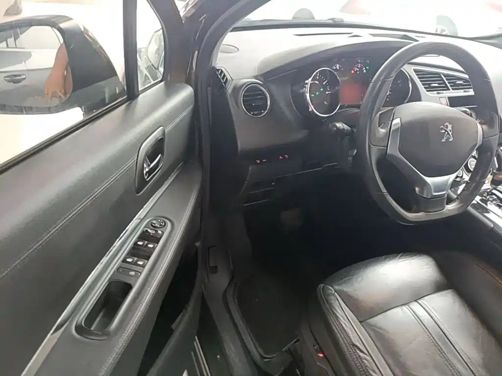 Peugeot 3008 — миниатюра 16