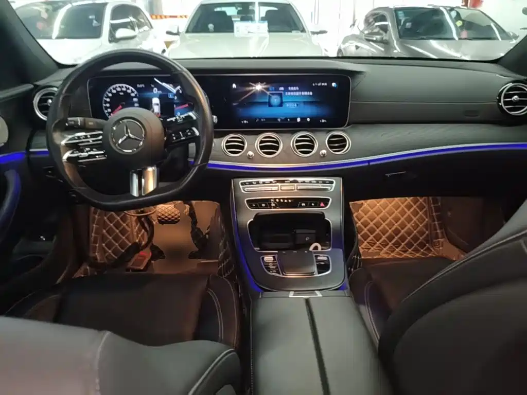 Mercedes-Benz E-Class (Import) — миниатюра 10