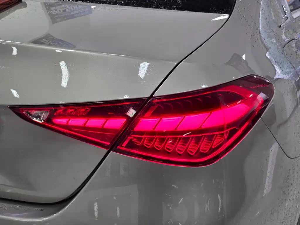 Mercedes-Benz C-Class — миниатюра 10