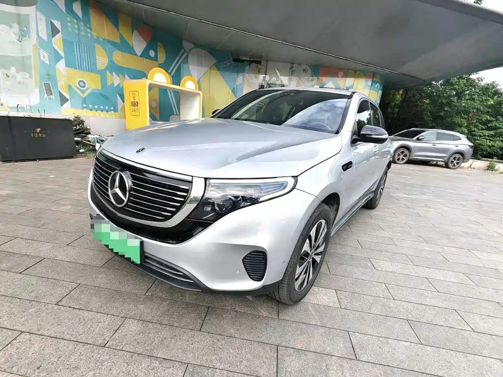 Mercedes-Benz EQC 2020