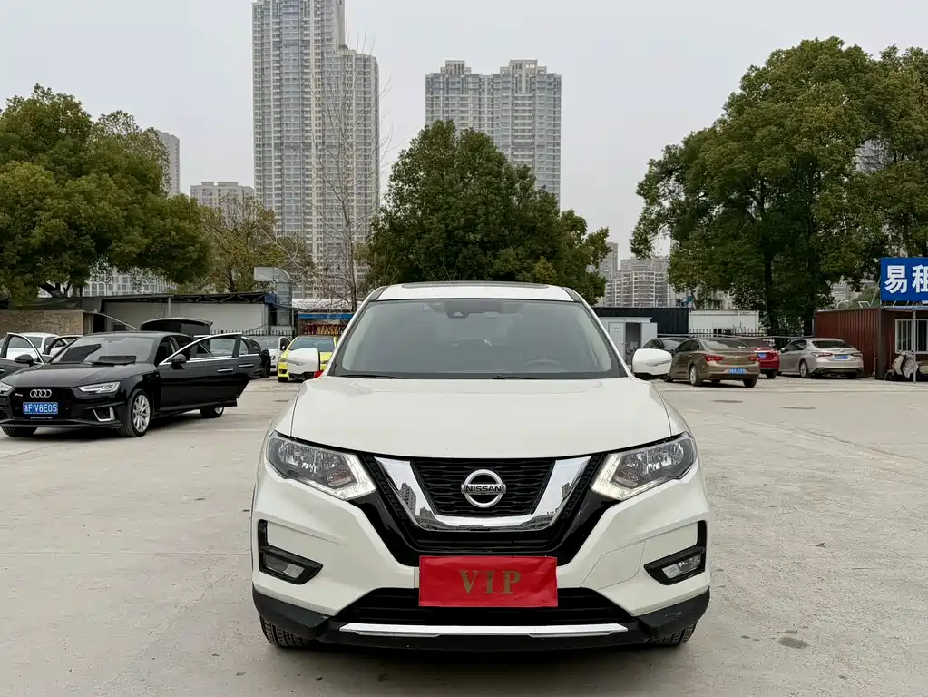 NISSAN QIJUN