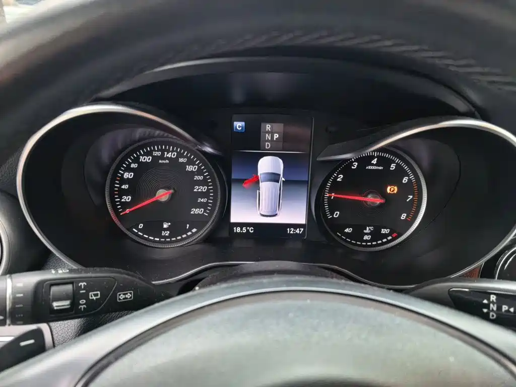 Mercedes-Benz GLC — миниатюра 7