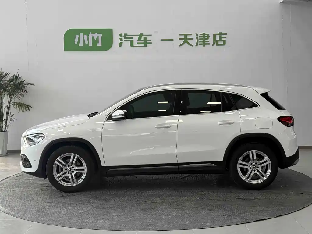 Mercedes-Benz GLA — миниатюра 3