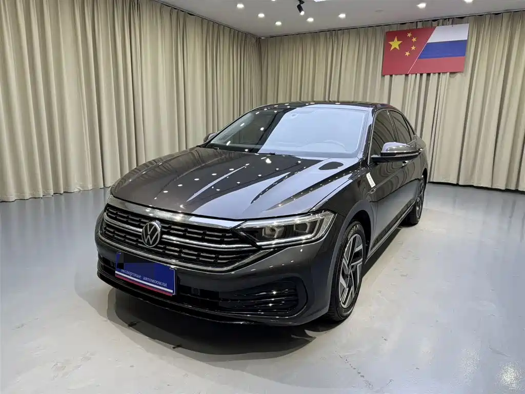 Volkswagen Sagitar 2022