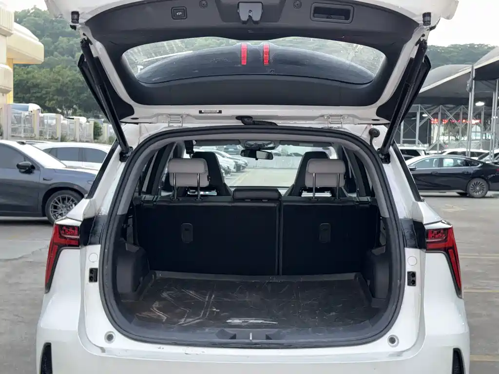 Changan CS75PLUS 2023 — фото 13