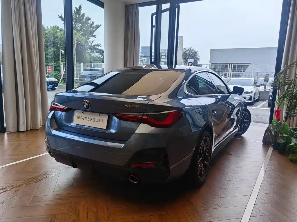 BMW 4 Series — миниатюра 4