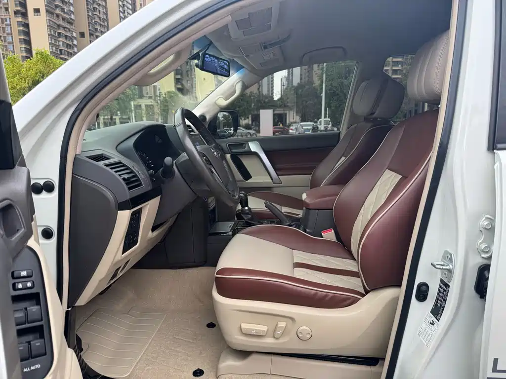Toyota Land Cruiser Prado 2020 2.7L