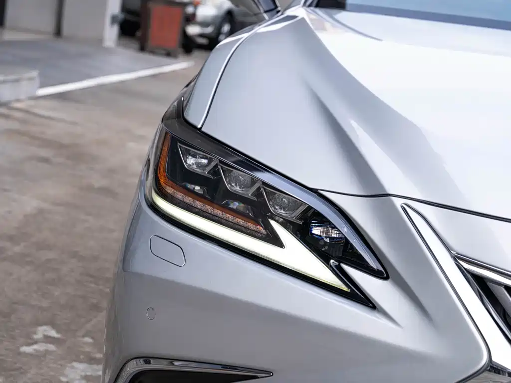 Lexus ES 2020 300h Executive