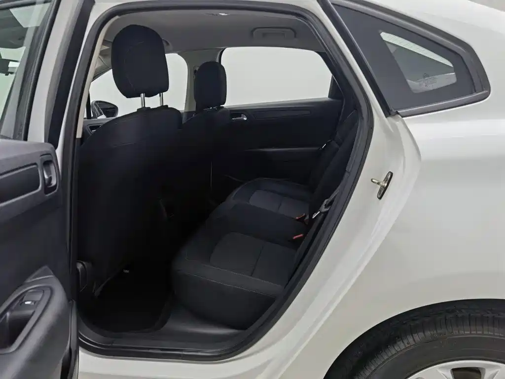 Citroen C4 — миниатюра 15