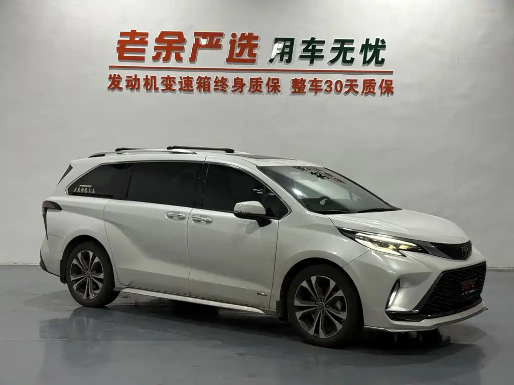 Toyota Granvia — миниатюра 3