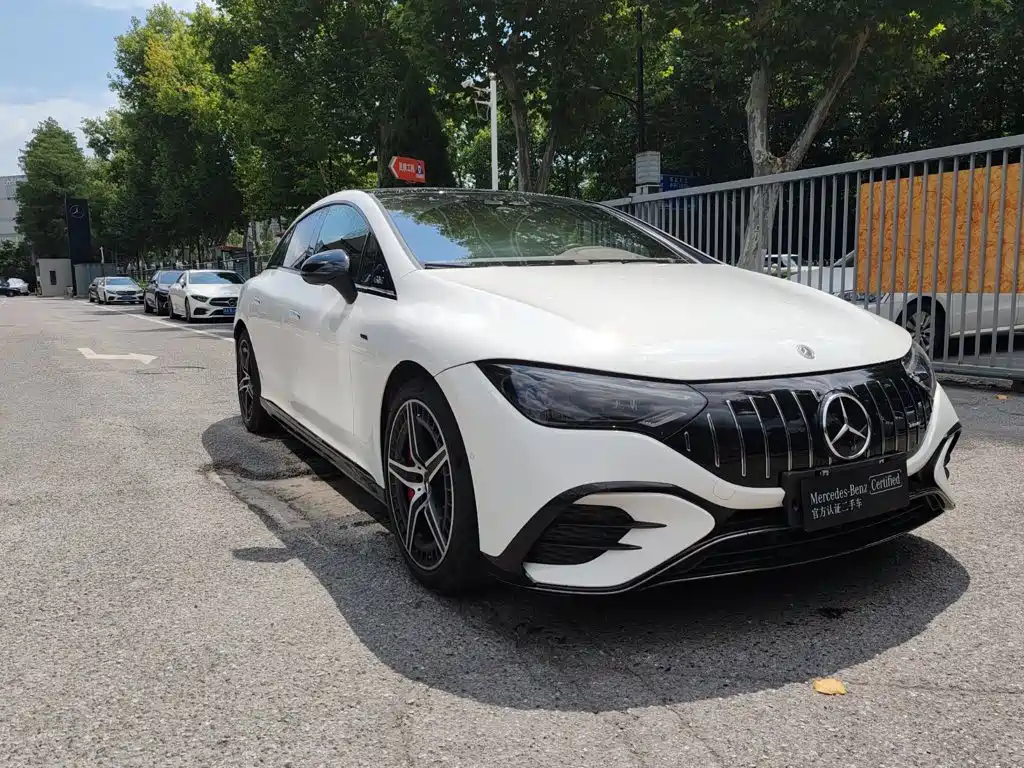 Mercedes-Benz EQE AMG — миниатюра 3