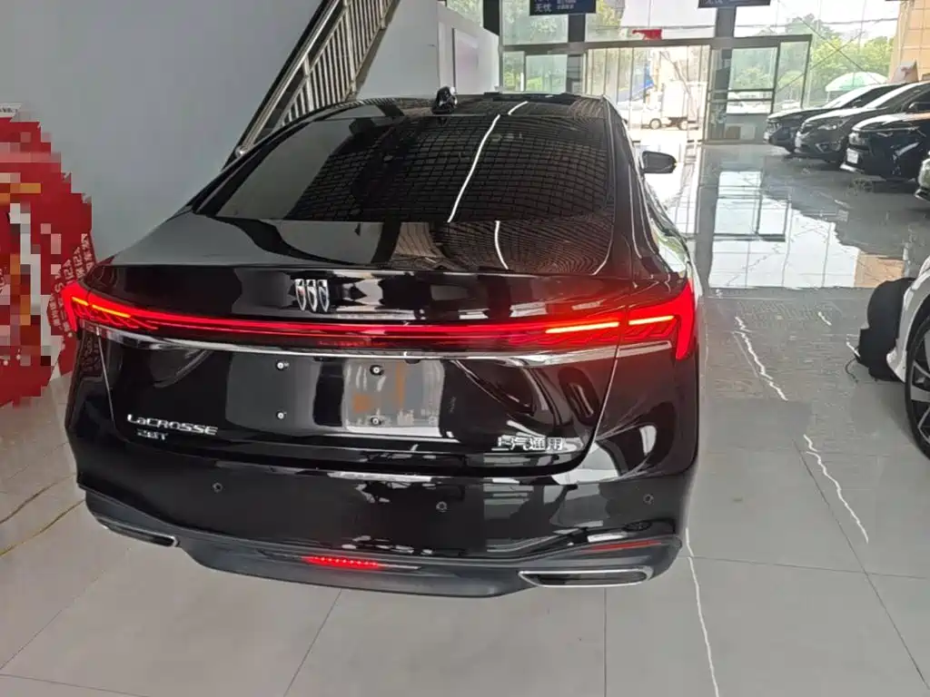 Buick LaCrosse 2023 28T