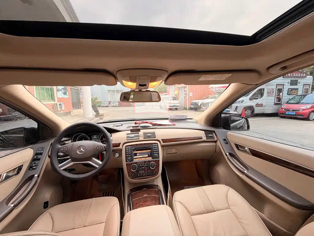 Mercedes-Benz R-Class — миниатюра 6