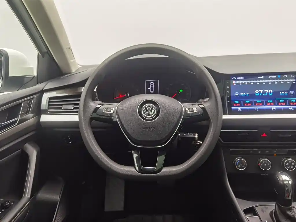 Volkswagen Lavida — миниатюра 11
