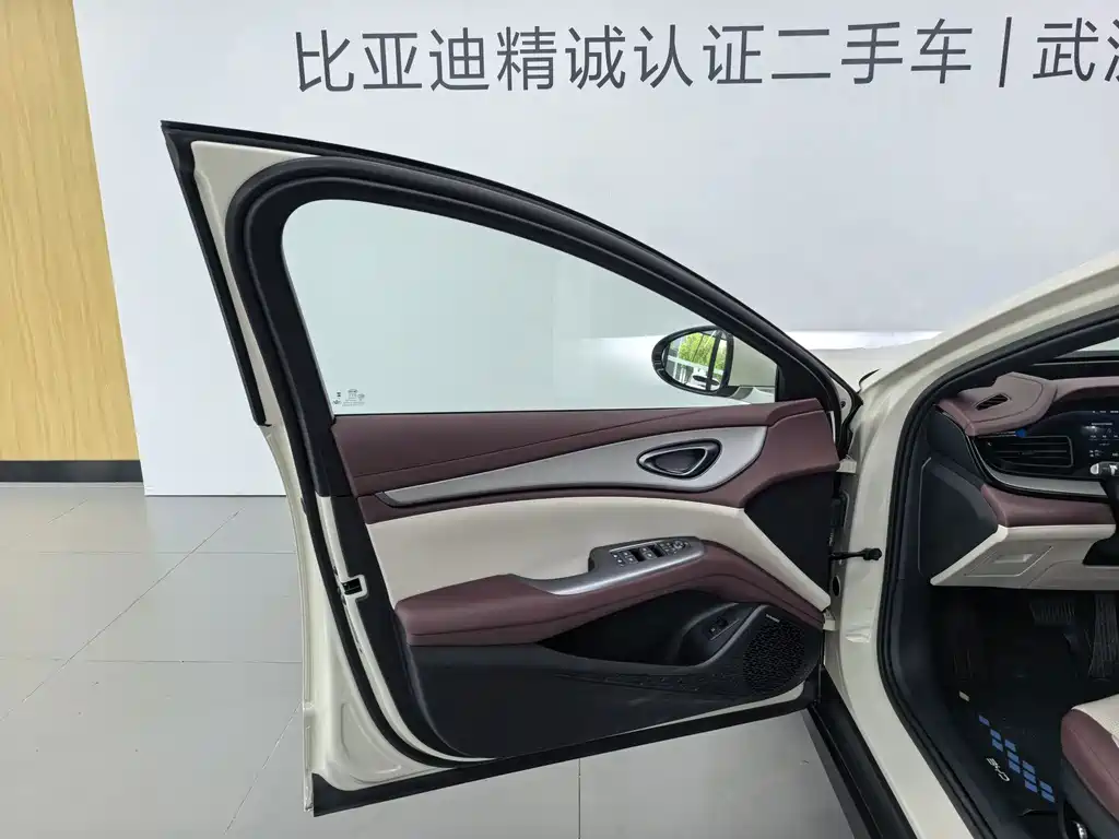 BYD Seal 07 DM-i — миниатюра 3