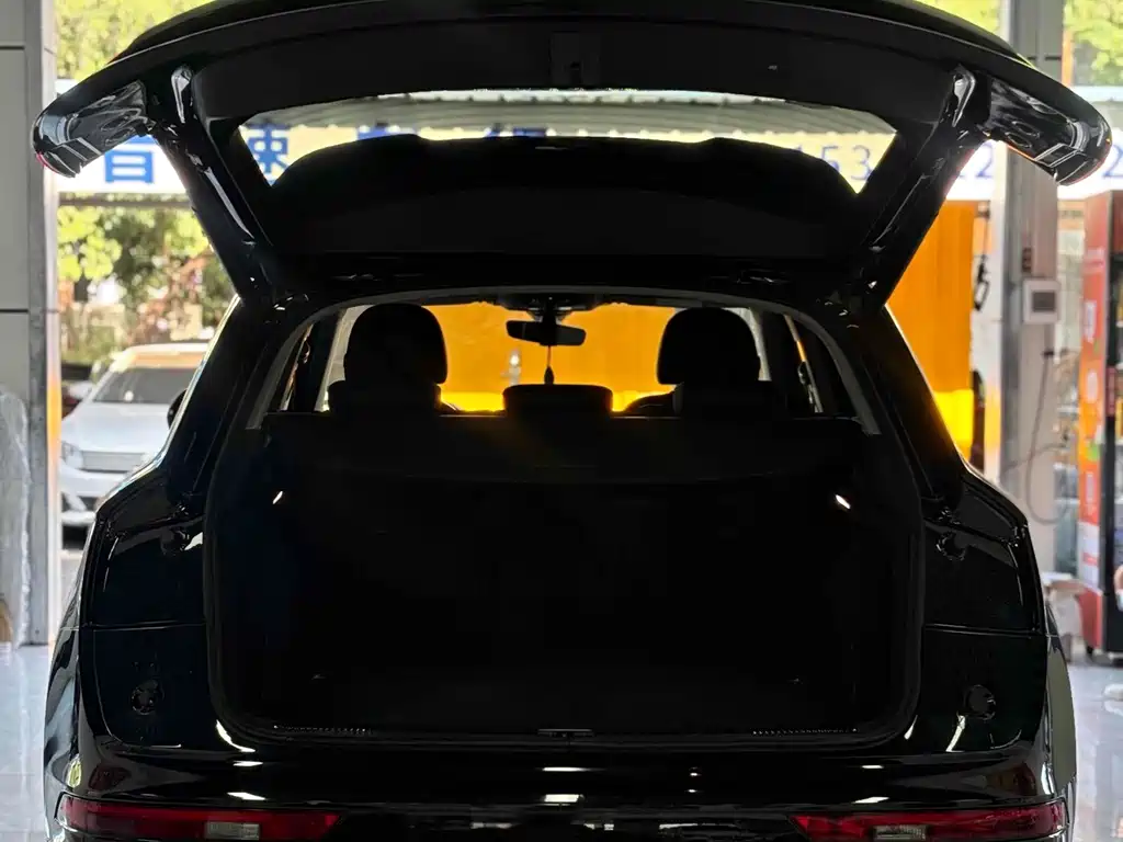 Audi Q5L — миниатюра 19