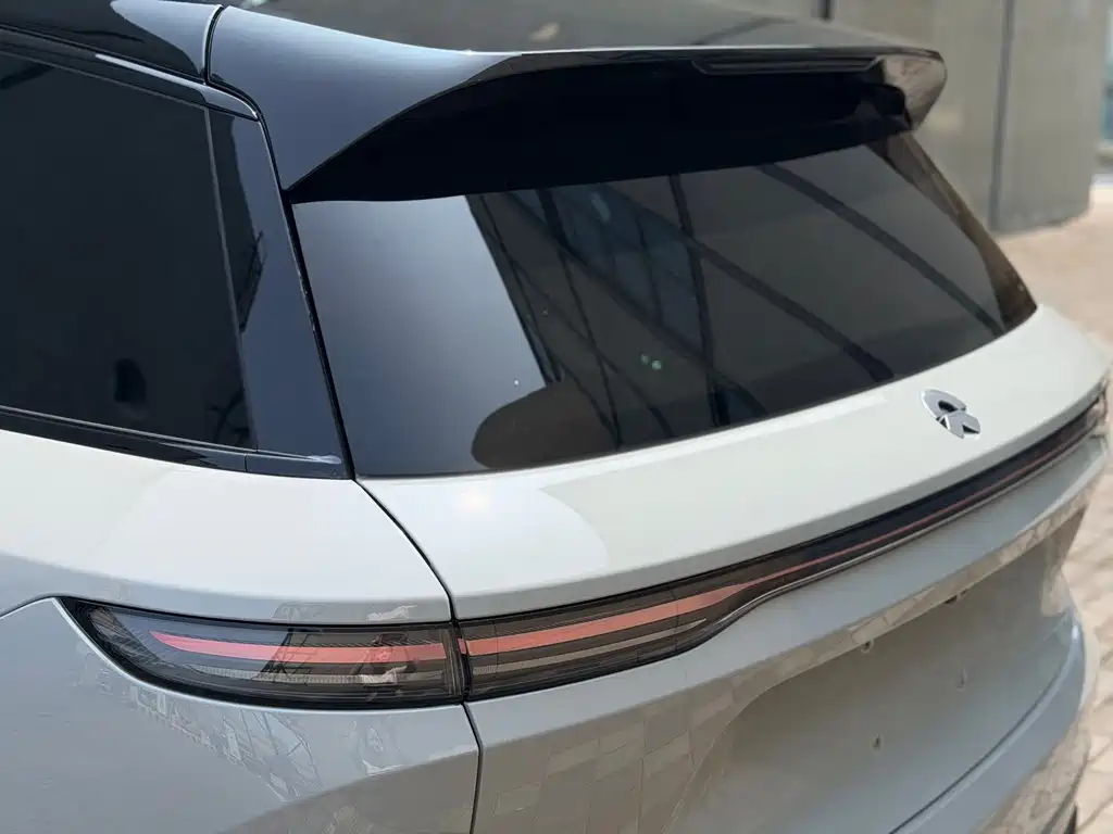 NIO ES8 2023 75kWh
