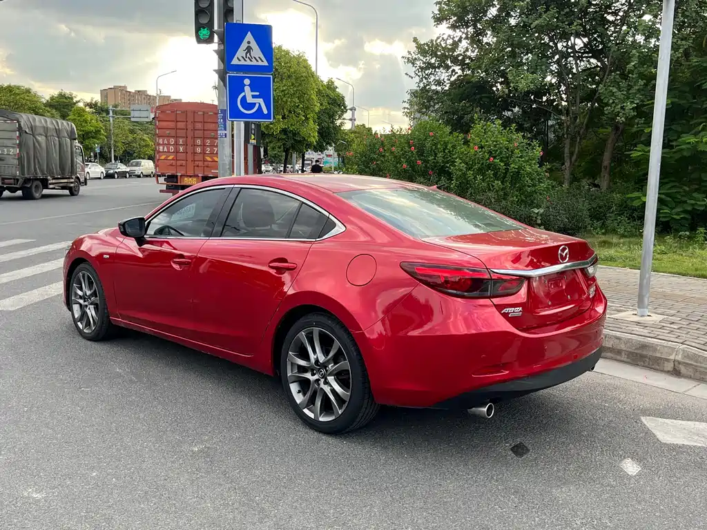 Mazda Atenza — миниатюра 9