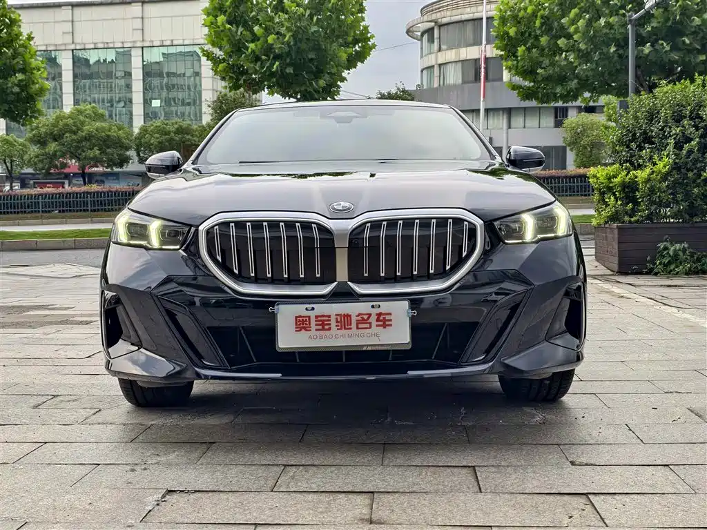 BMW 5 Series 5 2025 530Li Lead M Sport